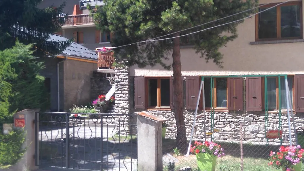 Stellina Hotell Lanslevillard Pensionat