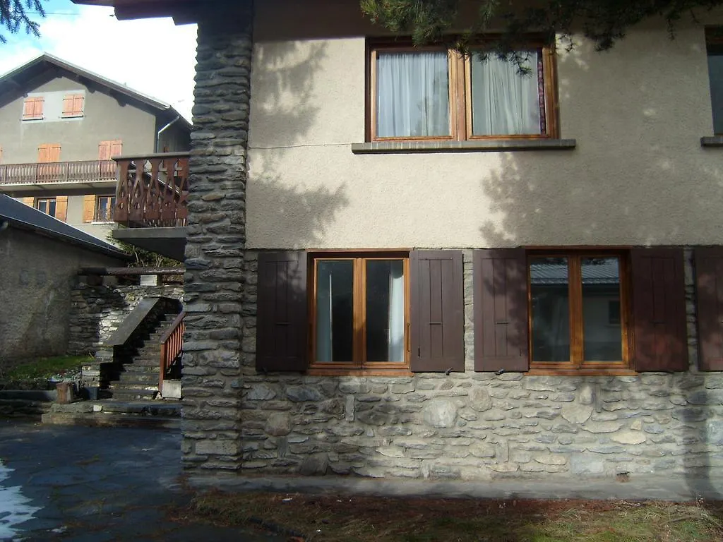 Stellina Hotell Lanslevillard Pensionat