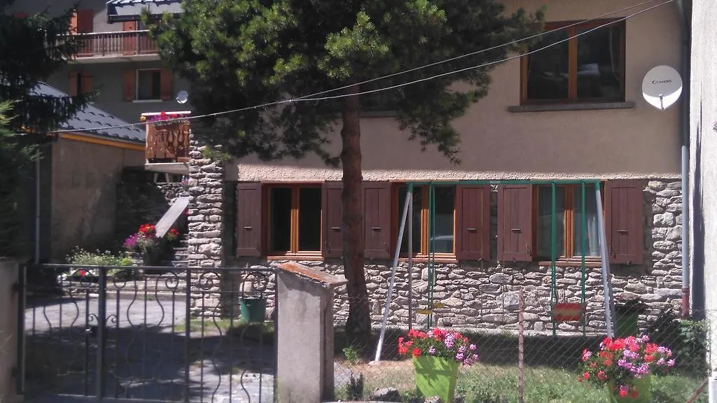 Pensionat Stellina Hotell Lanslevillard